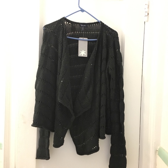 SPLENDID Black Cardigan Sweater w/sequins - L NWT - Picture 3 of 6